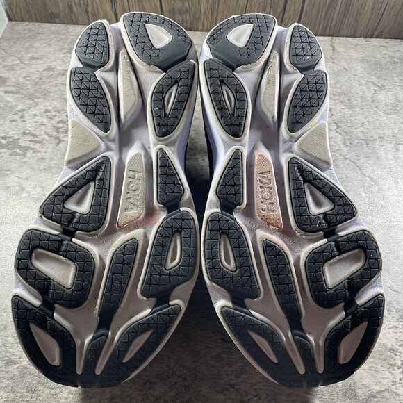 Hoka One One Bondi 8 Running Shoes 1123202 BWHT Black Sneakers Mens Size 11.5 D - Picture 8 of 10